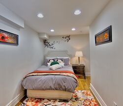Basement_Bedroom_1409.jpg