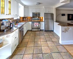 Kitchen_1675.jpg